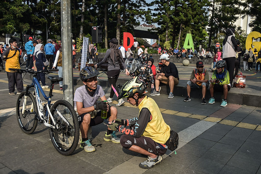 Adapun HBKB Dago itu digelar mulai dari Jalan Ir H. Djuanda, dari Simpang Dayang Sumbi hingga Simpang Cikapayang pada pukul 06.00-10.00 WIB. Sehingga sepanjang jalan tersebut tidak boleh ada kendaraan yang melintas. 