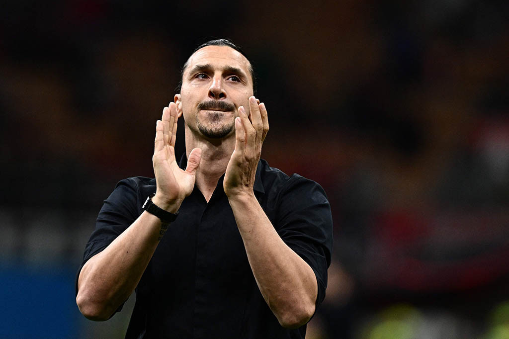 Pria berusia 41 tahun itu diharapkan hanya mengucapkan selamat tinggal kepada penggemar Milan setelah kepergiannya dari juara Eropa tujuh kali diumumkan pada hari Sabtu.