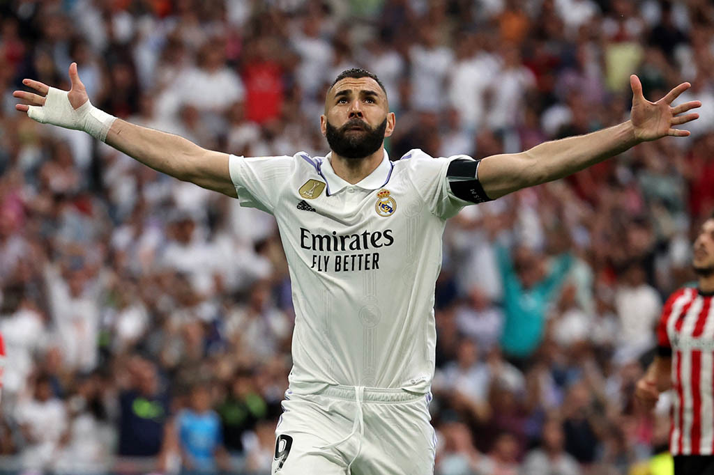 Menjelang berakhirnya babak pertama, Real Madrid memiliki peluang emas melalui sundulan Dani Carvajal yang masih melambung tipis di atas mistar gawang Athletic Bilbao. Skor 0-0 bertahan hingga turun minum.
