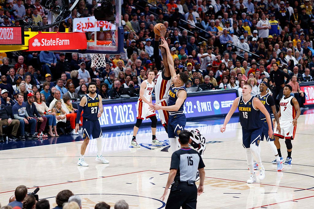 Dua game selanjutnya akan berlangsung di Miami tepatnya di Kaseya Center. 