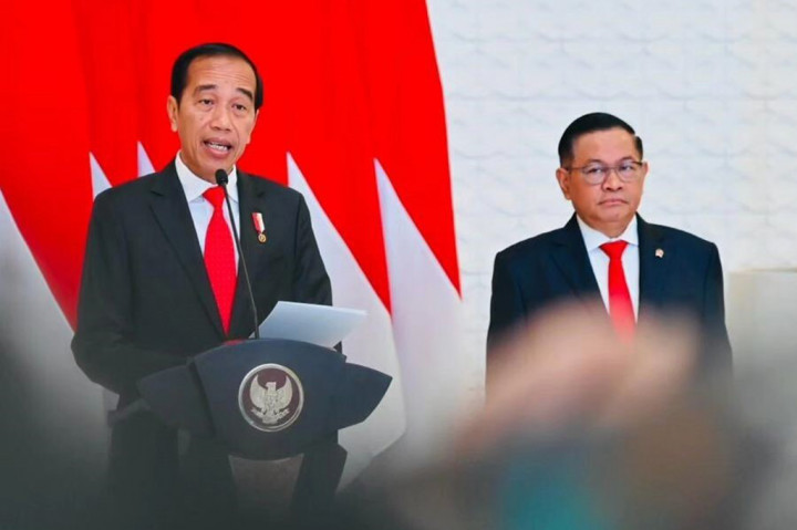 Presiden Joko Widodo didampingi Ibu Negara Iriana Joko Widodo bertolak dari Pangkalan TNI AU Halim Perdanakusuma, Jakarta, Rabu, 7 Juni 2023, untuk melakukan lawatan singkat ke Singapura dan Malaysia.