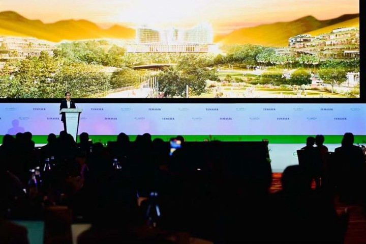 Menurut Presiden, ini merupakan kesempatan emas bagi para investor untuk menjadi bagian dalam pembangunan kota dengan konsep kota pintar masa depan berbasis alam.