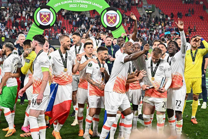 West Ham menjadi tim kedua yang merengkuh trofi Liga Conference setelah Roma, yang memenangkan edisi perdana kompetisi tahun lalu.