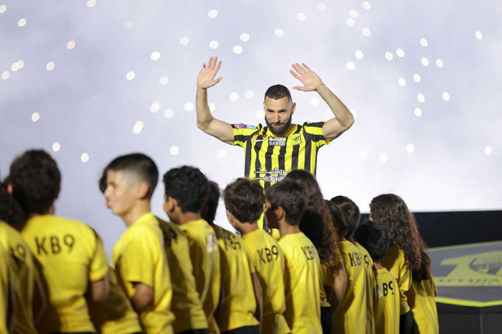 Benzema, yang memenangkan lima Liga Champions, empat gelar La Liga dan tiga Copa del Rey bersama Madrid, mengatakan dia mengharapkan lebih banyak trofi bersama juara Saudi itu.