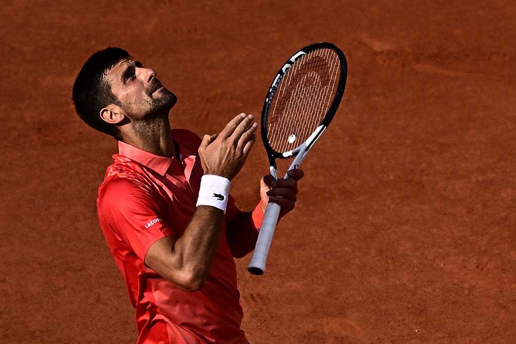 Kemenangan tersebut membuat Djokovic menjadi finalis putra tertua kedua dalam sejarah French Open dan semakin mendekati gelar Grand Slam ke-23.