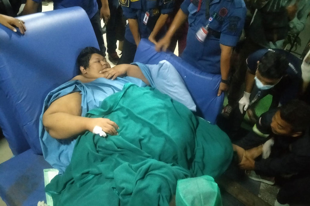 RSUD Kota Tangerang merujuk Muhammad Fajri, 27, pria yang mengalami obesitas dengan berat badan hampir 300 kilogram ke Rumah Sakit Cipto Mangunkusumo (RSCM), Jakarta Pusat.