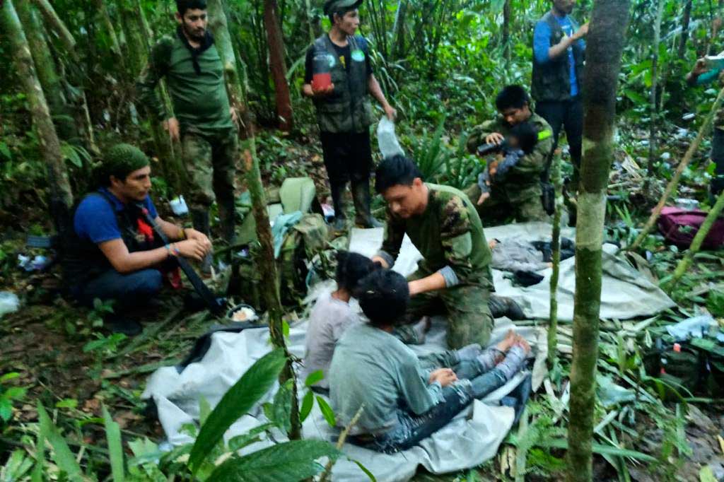 Empat anak Pribumi yang telah hilang selama lebih dari sebulan di hutan hujan Amazon Kolombia setelah kecelakaan pesawat kecil telah ditemukan hidup. Hal itu dikatakan Presiden Kolombia Gustavo Petro, Jumat, 9 Juni 2023.
