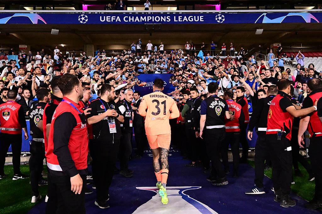 Menjelang berakhirnya babak kedua, Inter memiliki dua peluang emas melalui sundulan Lukaku serta Robin Gosens, akan tetapi kedua upaya tersebut sehingga skor 1-0 untuk keunggulan Manchester City tetap bertahan.