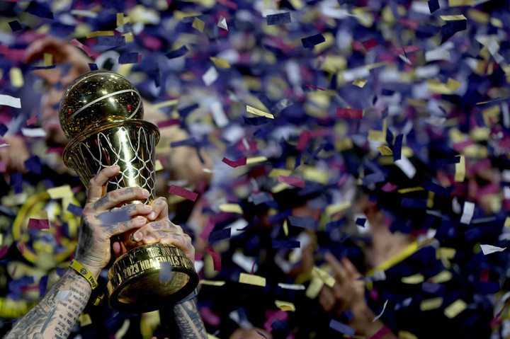 Nuggets memenangkan best-of-seven NBA Finals dengan agregat 4-1 untuk menggondol Trofi Kejuaraan Larry O'Brien, sembari memberikan kekalahan final ketiga Miami dalam 10 musim.