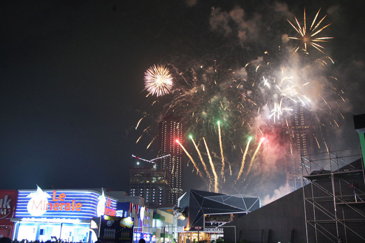 Jakarta Fair atau Pekan Raya Jakarta (PRJ) Kemayoran digelar selama 33 hari yang dibuka mulai 14 Juni sampai 16 Juli 2023 di Jakarta JI Expo, Kemayoran, Jakarta Pusat.