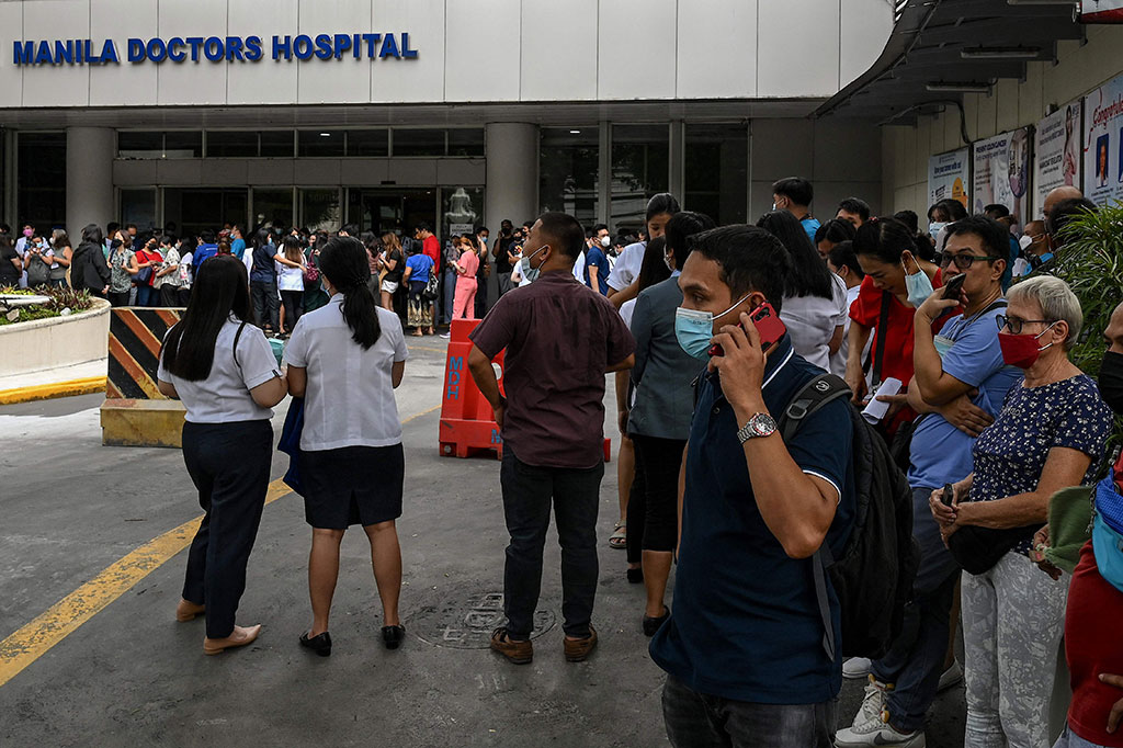 Diego Mariano, petugas informasi di kantor pertahanan sipil, mengatakan pihak berwenang sedang menilai dampak gempa tersebut. 