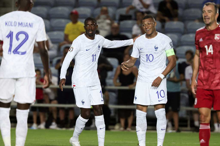 Prancis kembali mencetak gol pada menit ke-78. Kali ini dari gol bunuh diri, setelah umpan silang mendatar Mbappe mengenai Aymen Mouelhi dan masuk ke gawangnya sendiri.  