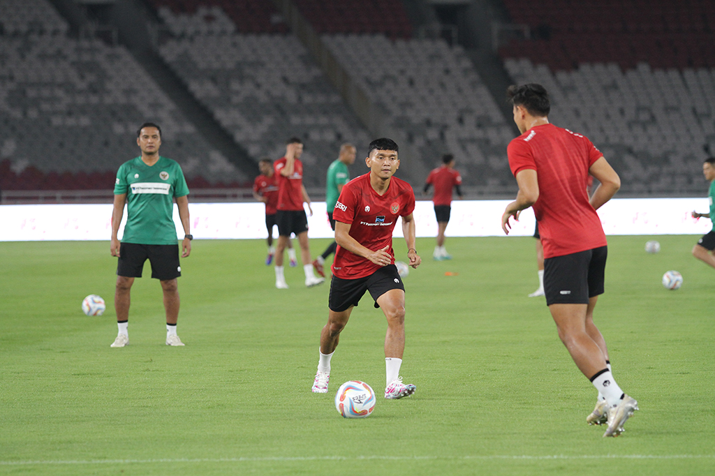 Momen sesi latihan Timnas Indonesia di Stadion Utama Gelora Bung Karno, Jakarta, Minggu, 18 Januari 2023