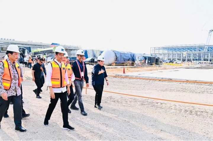 Presiden pun berharap proyek pembangunan pabrik smelter yang sudah mencapai 72 persen tersebut akan selesai tahun depan. “Kita harapkan semuanya nanti selesai sebelum Mei 2024,” tandas Presiden.
