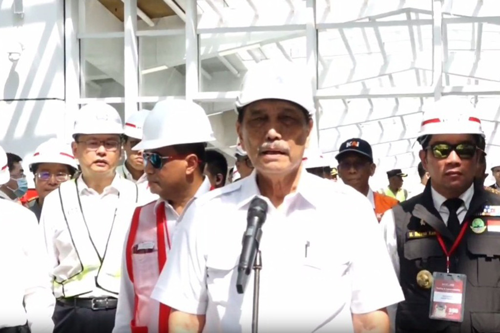 Rencananya Presiden Jokowi juga akan menjajal lebih dulu KCJB sebelum diresmikan. Orang nomor satu di Indonesia tersebut akan menaiki KCJB sebelum 28 Juli 2023 mendatang. 