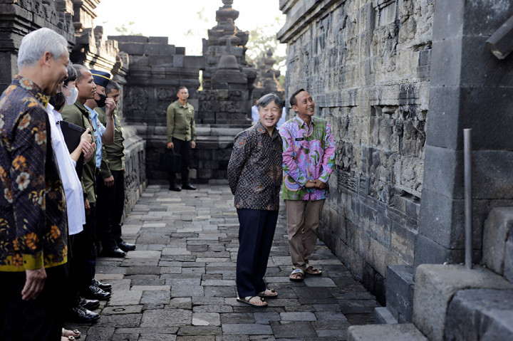 Kaisar Jepang Naruhito mengunjungi Candi Borobudur di Kabupaten Magelang, Provinsi Jawa Tengah, Kamis, 22 Juni 2023.