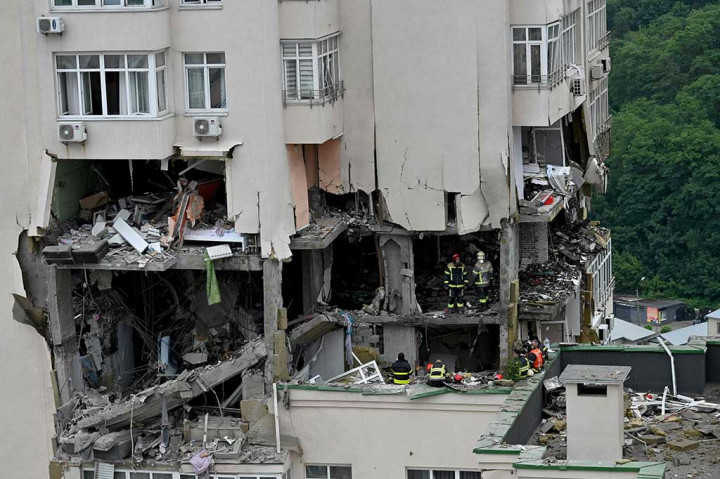 Rusia meluncurkan rentetan rudal baru terhadap Ukraina Sabtu, 24 Juni 2023 pagi, menyebabkan kerusakan dan korban. 