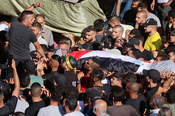 Brigade Martir Al-Aqsa, sebuah kelompok militan Palestina, dalam sebuah pernyataan mengatakan 