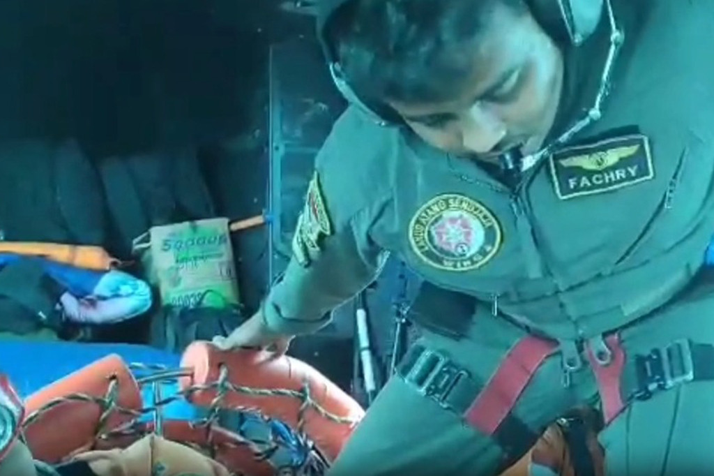 Dadan Gunawan menjelaskan, seandainya cuaca baik maka akan dilakukan evakuasi dari lokasi kejadian menuju Jayapura.