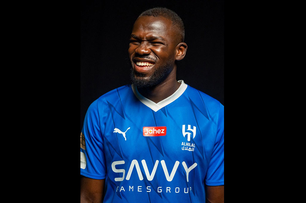 Melalui media sosial Instagram resmi klub, bek yang dibeli dari Chelsea FC itu diumumkan sebagai pemain baru melalui video yang berisi beberapa aksi sang pemain dan juga saat mengenakan seragam biru ciri khas klub yang bermarkas di Stadion Prince Faisal Bin Fahd tersebut.