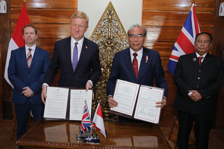 Badan Siber dan Sandi Negara (BSSN) resmi menjalin kerja sama di bidang keamanan siber dengan pemerintah Inggris Raya melalui Foreign, Commonwealth & Development Office (FCDO).