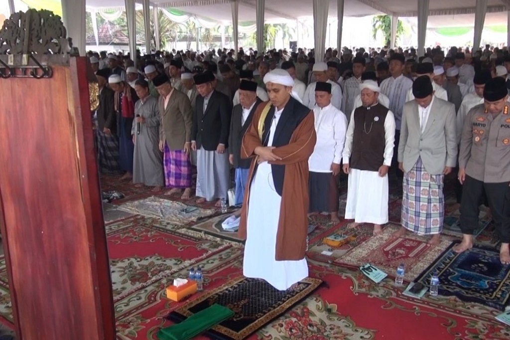 Pada tahun ini, Salat Iduladha dipimpin oleh imam Ustad Ki Agus Rasyid Siddiq dan ceramah Iduladha disampaikan oleh Ustad Kemas Ali Syarifudin dengan tema 'Wujud Rasa Syukur dan Ketakwaan Umat Melalui Kurban.