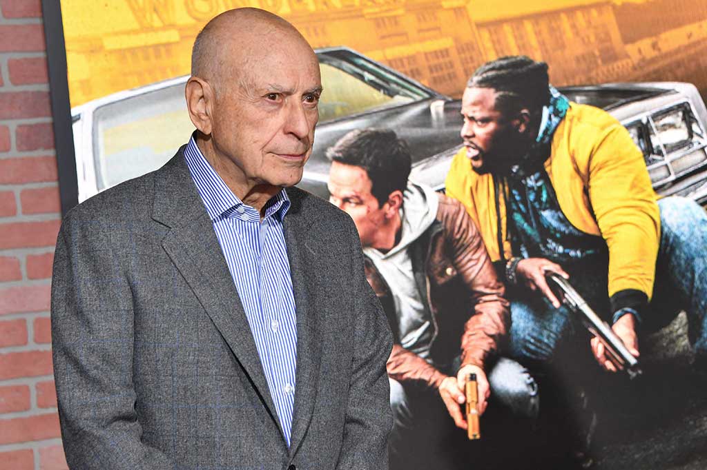 Keluarganya pindah ke Los Angeles pada 1950-an, dan Arkin memenangkan beasiswa ke berbagai perguruan tinggi drama Los Angeles sebelum keluar untuk membentuk band musik folk, The Tarriers, pada 1955. Grup ini sukses dengan The Banana Boat Song tahun 1956, dan dia terus mengejar karir musik serta akting selama dekade berikutnya.