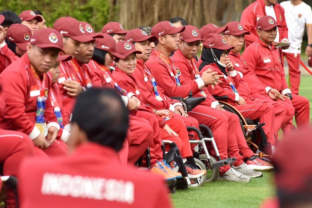 Demikian disampaikan Jokowi saat menyerahkan bonus kepada atlet ASEAN Para Games di halaman Istana Merdeka, Jakarta, Senin, 3 Juli 2023.