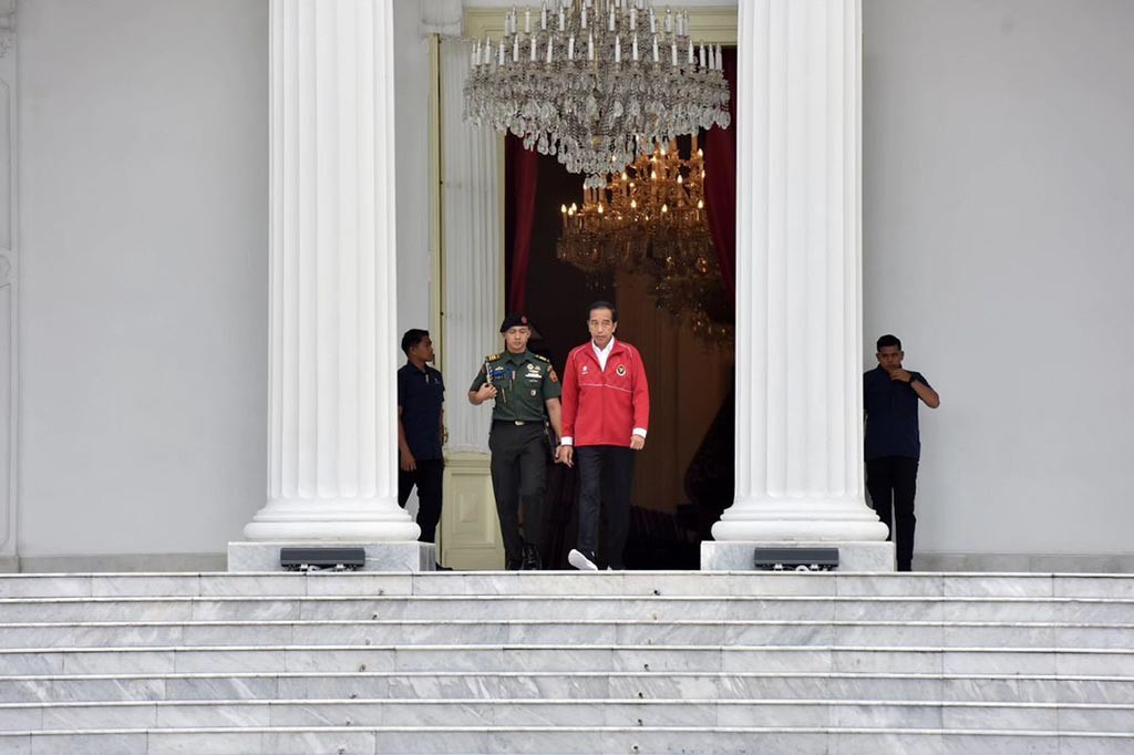 Presiden Joko Widodo meminta atlet ASEAN Para Games memanfaatkan bonus yang diterima dari pemerintah untuk diinvestasikan atau dibelikan instrumen/barang investasi jangka panjang.