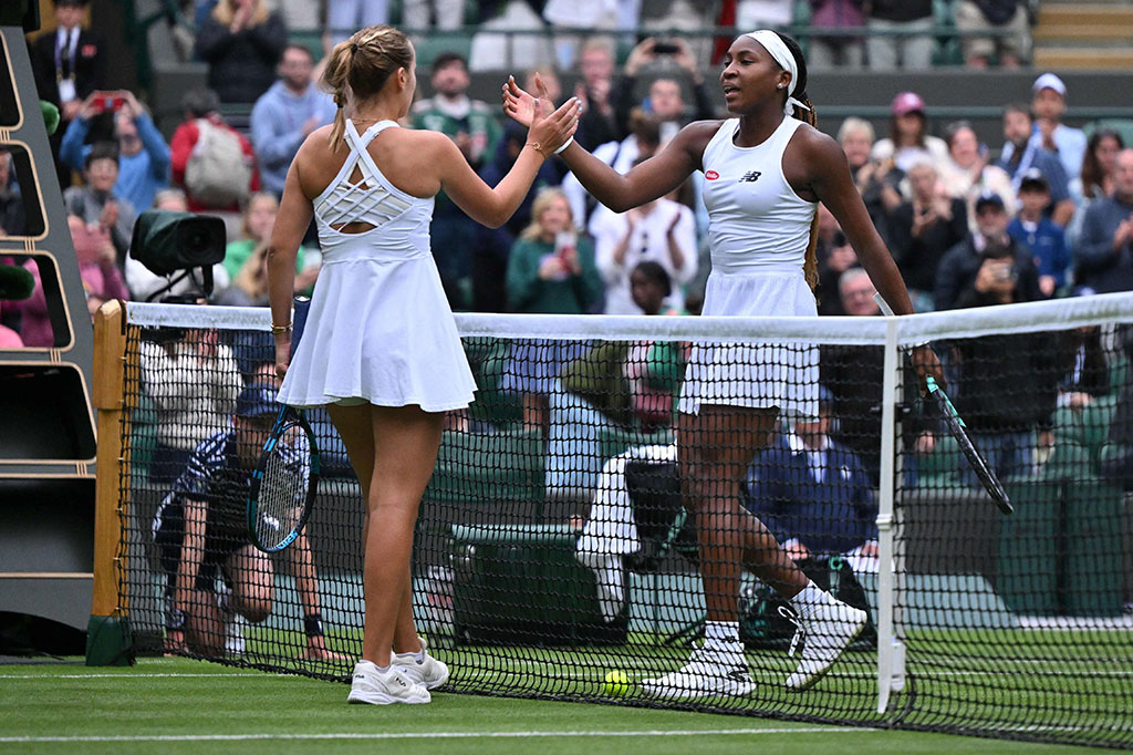 Gauff kalah 6-4, 4-6, 6-2 dari mantan juara Australia Terbuka Sofia Kenin.