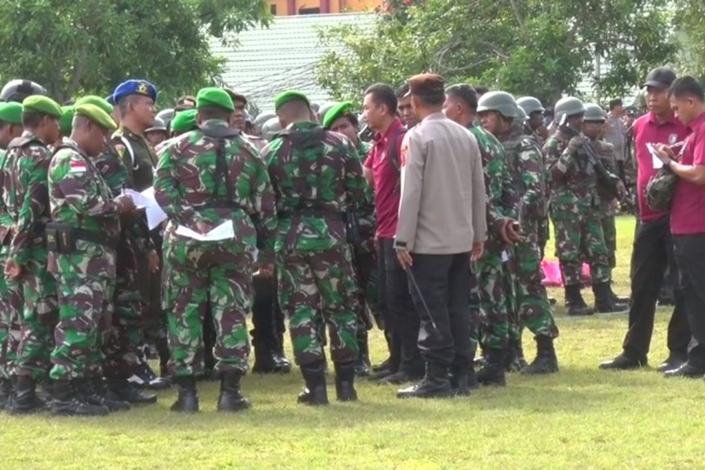 Danrem menjelaskan, personel akan bersiaga mulai dari Bandara Sentani sampai di Kabupaten Keerom serta titik lain sesuai jadwal kunjungan presiden.