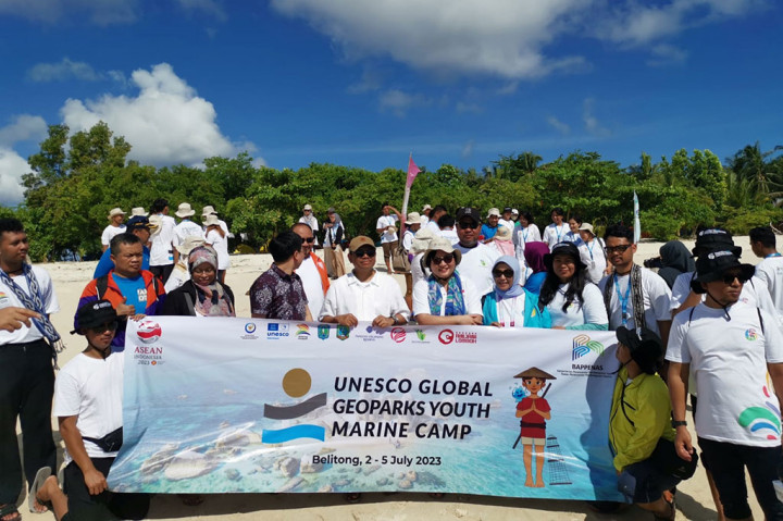 Organisasi Pendidikan, Keilmuan, dan Kebudayaan Perserikatan Bangsa-Bangsa atau United Nations Educational, Scientific and Cultural Organization (UNESCO) menetapkan 18 geopark sebagai warisan dunia yang tersebar di lima negara ASEAN, yakni Indonesia, Malaysia, Filipina, Thailand, dan Vietnam.
