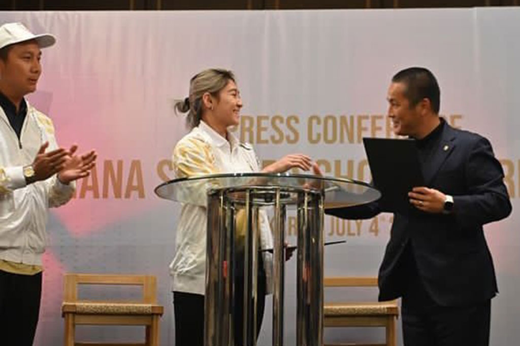 Sebelum resmi bergabung, Zahra sendiri sudah menjalani trial di klub Jepang tersebut selama tiga bulan. 