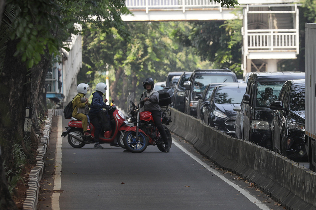 Kasubdit Standar Cegah dan Tindak Ditkamsel Korlantas Polri, Kombes Pol Mohammad Tora menyebut jumlah pelanggaran lalu lintas dapat ditekan sehubungan dengan berlakunya tilang manual.