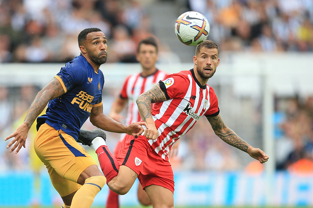 Barcelona mengkonfirmasi kedatangan bek Inigo Martinez dengan status bebas transfer pada hari Rabu, 5 Juli 2023 di akhir kontraknya di Athletic Bilbao.