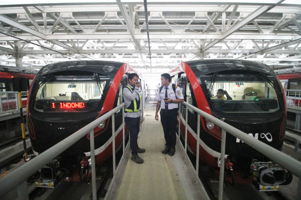 Pihak LRT berharap, dengan adanya LRT Jabodebek nantinya bisa menjadi solusi kemacetan dan mendorong masyarakat untuk beralih menggunakan moda transportasi umum.