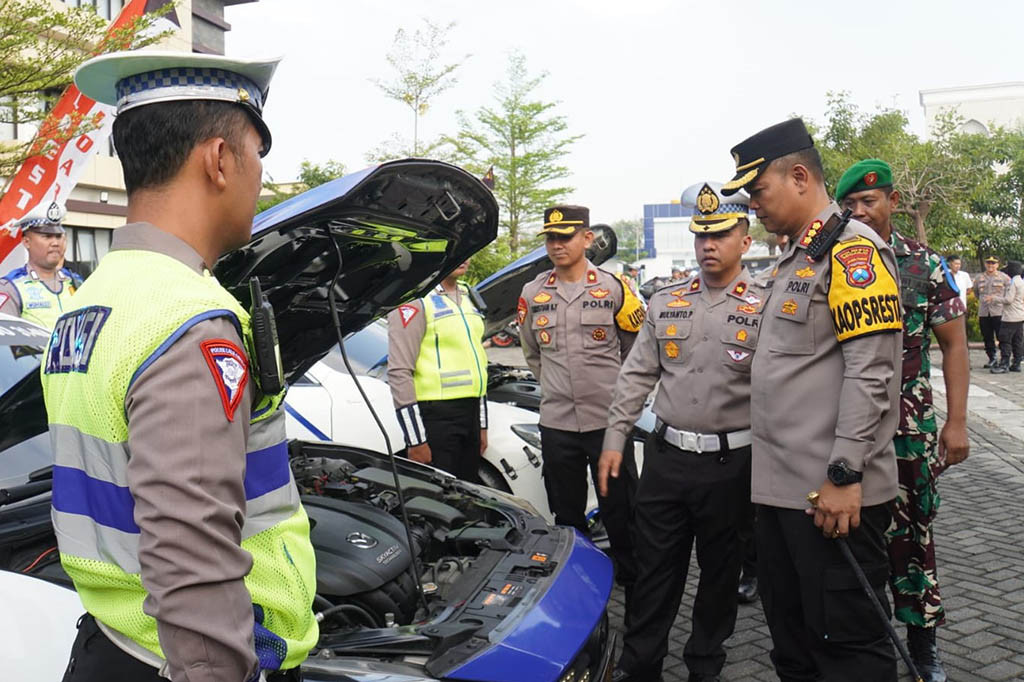 Serta pada pelaksanaannya agar pola pikir petugas diubah dan bisa meninggalkan perbuatan yang tidak baik. Seperti pungli, arogansi personel maupun kesewenangan lainnya.