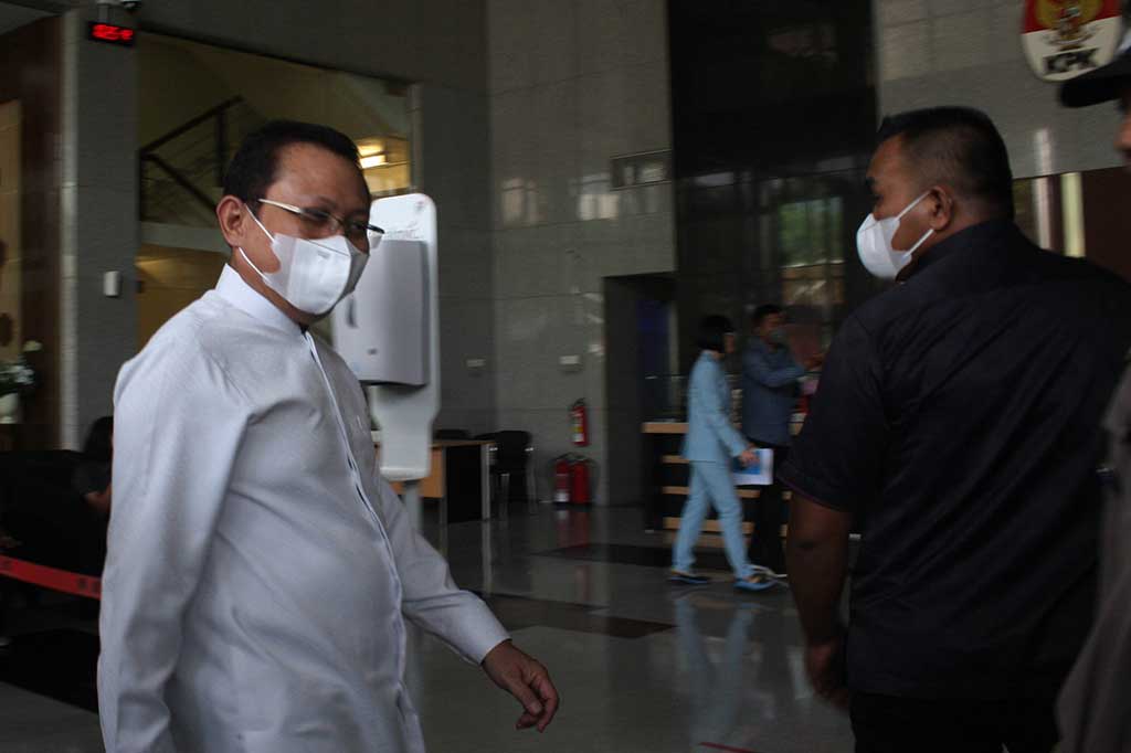 Sekretaris Mahkamah Agung (MA) Hasbi Hasan memenuhi panggilan Penyidik Komisi Pemberantasan Korupsi (KPK) untuk menjalani pemeriksaan sebagai tersangka dalam kasus dugaan suap pengurusan penanganan perkara di MA, Rabu, 12 Juli 2023.