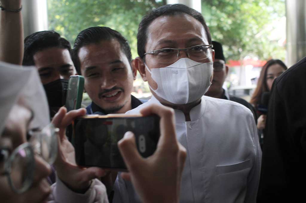 Tak banyak yang disampaikan Hasbi saat ditanya perihal kedatangannya ke kantor lembaga antirasuah ini. 