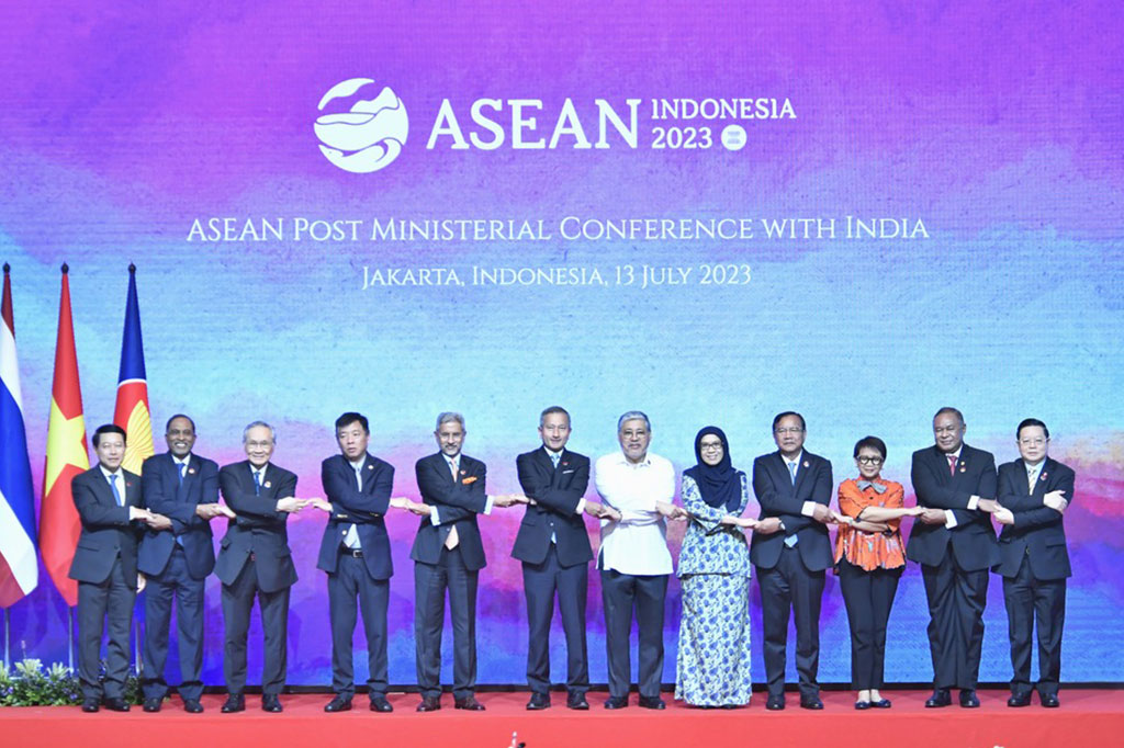 Menlu India berharap agar dapat memperluas hubungan dengan ASEAN dan mencakup area yang lebih baru. 