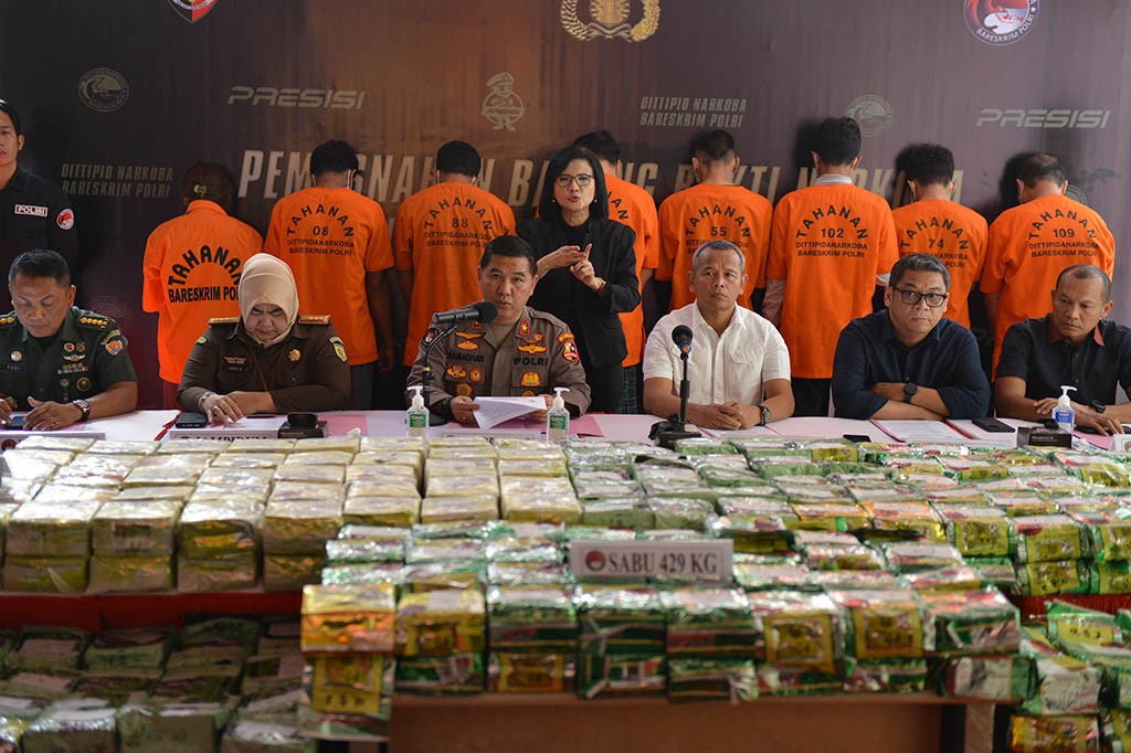 Direktorat Tindak Pidana Narkoba Bareskrim Polri memusnahkan barang bukti sekitar 429 kilogram sabu-sabu hasil pengungkapan kasus tindak pidana narkotika di sejumlah wilayah yang telah memiliki pengesahan dari kejaksaan negeri setempat.