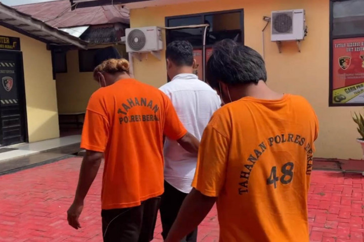 Kasus ini masih dalam penanganan dan dilakukan penyidikan oleh tim Satreskrim Polres Berau untuk mengupas tuntas para pelaku penambang batu bara ilegal di Berau. Para pelaku akan dikenakan pasal tentang pertambangan mineral dan batu bara dengan ancaman pidana paling lama 10 tahun penjara dan denda Rp 10 miliar rupiah.