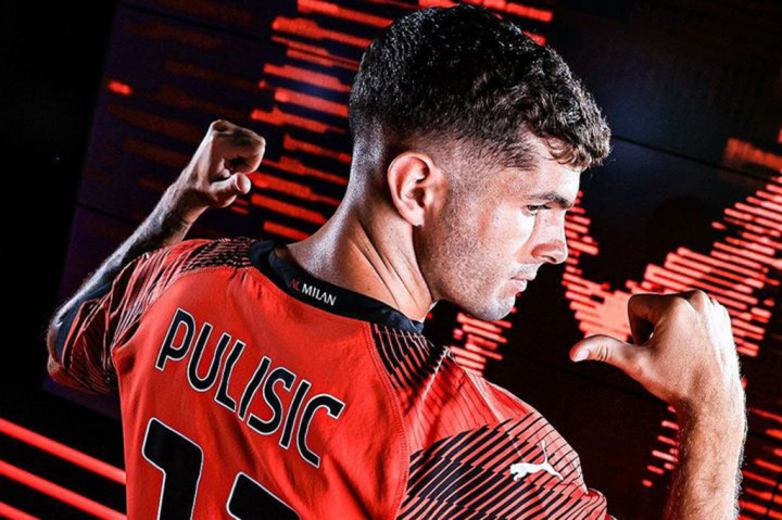 AC Milan resmi mengumumkan Christian Pulisic sebagai pemain baru mereka setelah proses transfer sang pemain dari Chelsea rampung pada Kamis, 13 Juli 2023.