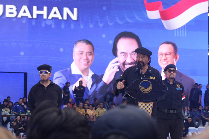 Surya Paloh menegaskan penyelenggara pemilu harus mampu menghadirkan kejujuran dan keadilan pada Pemilu 2024. Alasannya, kontestasi pemilihan presiden merupakan momentum untuk menghadirkan pemimpin yang mampu dan memberikan manfaat besar bagi rakyat.