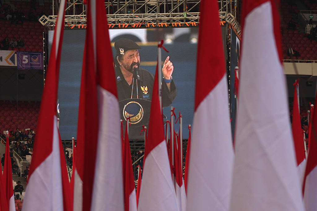 Menurut Paloh, pemilu harus dilaksanakan dengan semangat toleransi, bukan dimaknai sebagai ajang permusuhan masyarakat. Demokrasi Indonesia harus berpijak pada kesatuan dan persatuan.