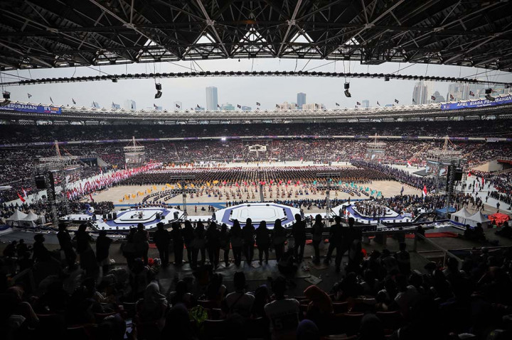 Kader Partai NasDem memenuhi seluruh kursi untuk mengikuti Apel Siaga Perubahan Partai NasDem di Stadion Utama Gelora Bung Karno (GBK) Senayan, Jakarta Pusat, Minggu, 16 Juli 2023. 