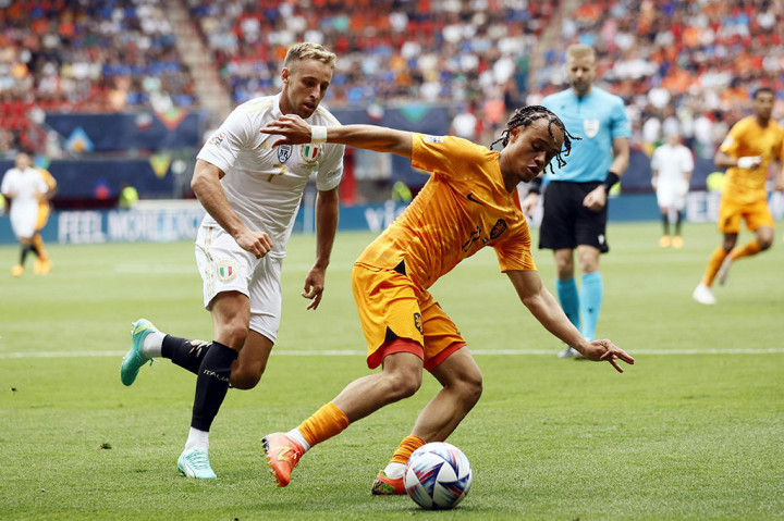 Gelandang timnas Belanda Xavi Simons meninggalkan PSV Eindhoven untuk menyelesaikan transfernya kembali ke Paris St Germain (PSG), ungkap klub Eredivisie itu dalam sebuah pengumuman pada Minggu, 16 Juli 2023.