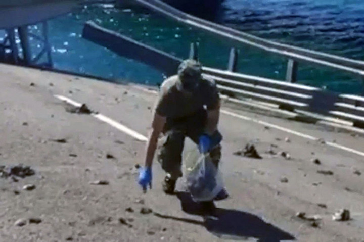 Dinas Keamanan Ukraina (SBU) mengakui pihaknya menjadi dalang atas serangan di Jembatan Crimea pada Senin dini hari waktu setempat tersebut.