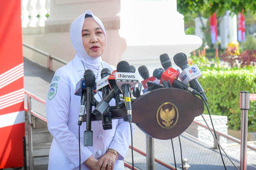Pemanasan SML ini meningkatkan potensi pertumbuhan awan di Samudera Pasifik tengah dan mengurangi curah hujan di wilayah Indonesia. Oleh karena itu, El Nino dapat memicu kekeringan untuk wilayah Indonesia.
