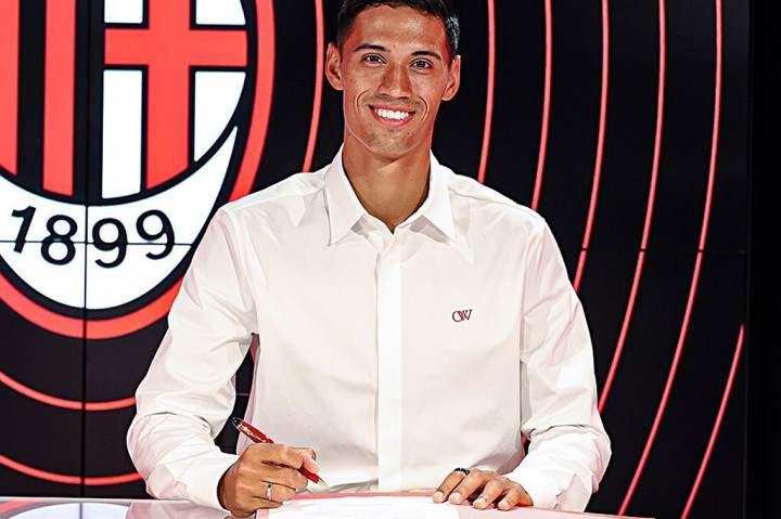 Dia akan menjadi rekrutan kelima pelatih Stefano Pioli di bursa transfer ini setelah Marco Sportiello, Luka Romero, Ruben Loftus-Cheek, dan Christian Pulisic tiba di San Siro.